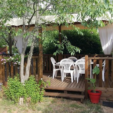 Hotel Li Sourso Aups Zewnętrze zdjęcie